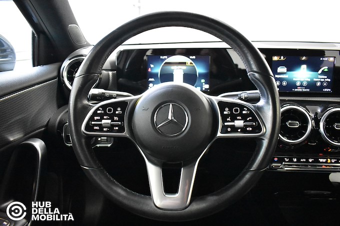 MERCEDES-BENZ A 180 d Automatic Sport